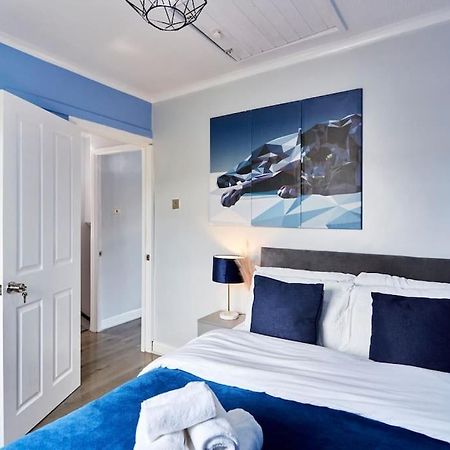 *Little Haven In Leeds* ¤Private Parking¤ Ensuite Лийдс Екстериор снимка