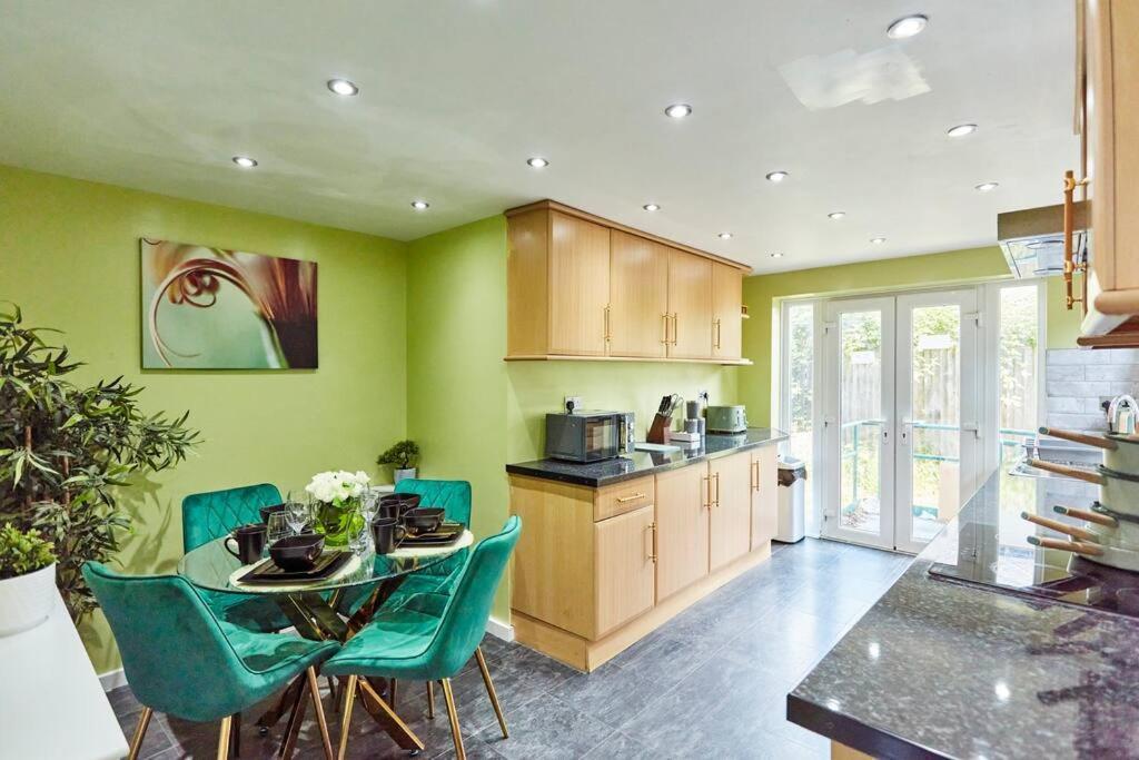 *Little Haven In Leeds* ¤Private Parking¤ Ensuite Лийдс Екстериор снимка
