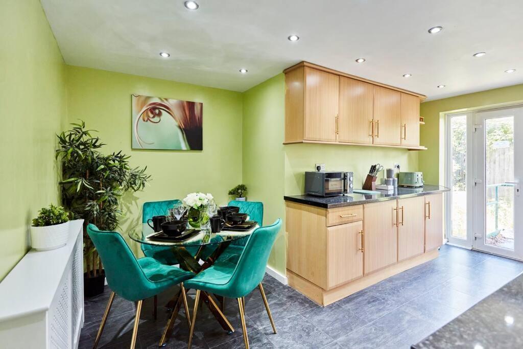 *Little Haven In Leeds* ¤Private Parking¤ Ensuite Лийдс Екстериор снимка