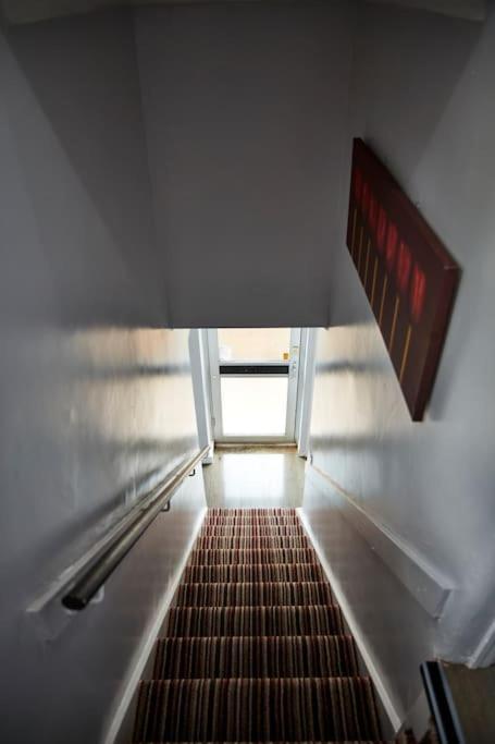 *Little Haven In Leeds* ¤Private Parking¤ Ensuite Лийдс Екстериор снимка