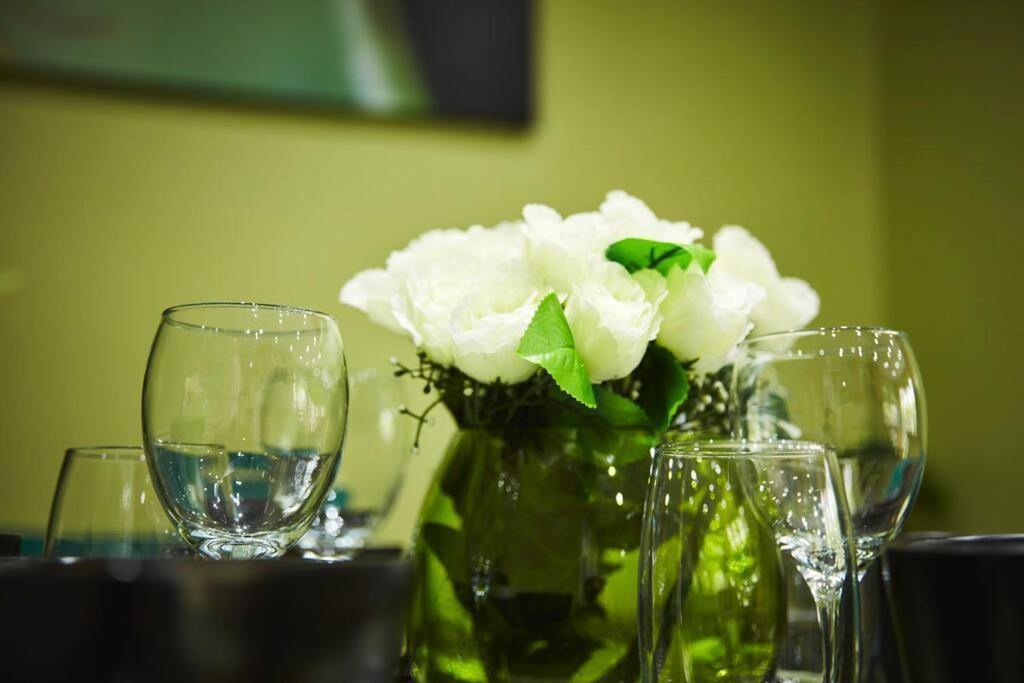 *Little Haven In Leeds* ¤Private Parking¤ Ensuite Лийдс Екстериор снимка