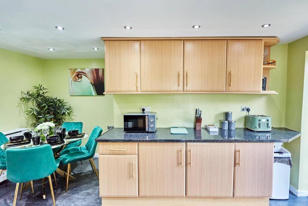 *Little Haven In Leeds* ¤Private Parking¤ Ensuite Лийдс Екстериор снимка